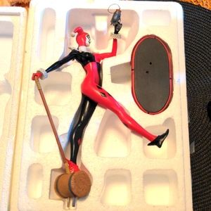 DC Comics cover girls Harley Quinn